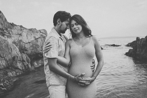 coppia in attesa a Masua in Sardegna, Fotografo Gravidanza Cagliari Sud Sardegna