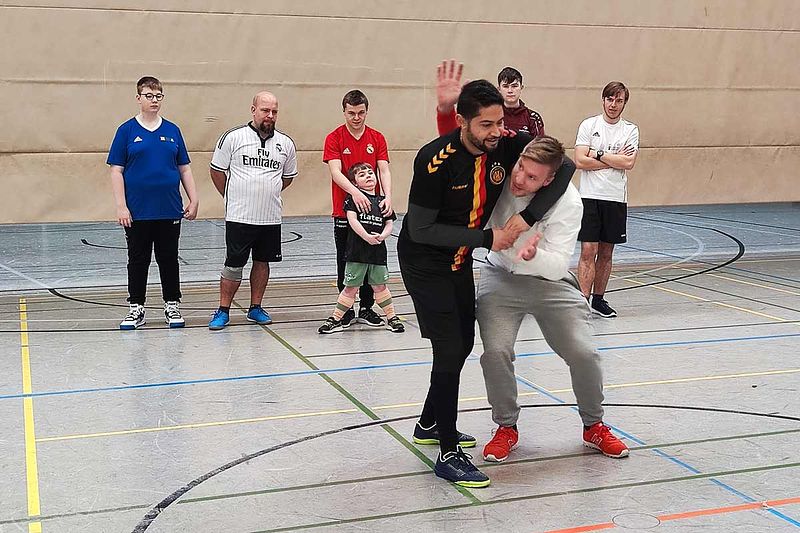 Selbstverteidigungkurs für Menschen mit Behinderungen