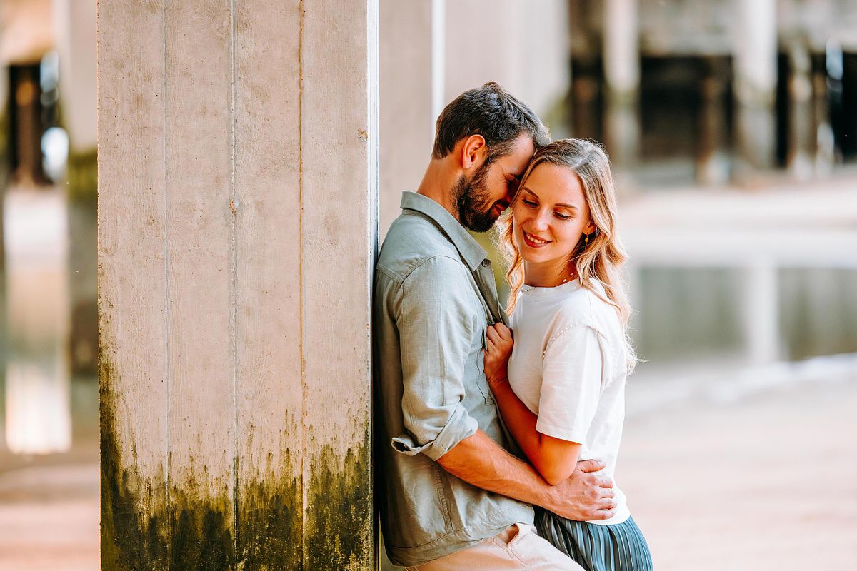 intiem moment tijdens koppelshoot