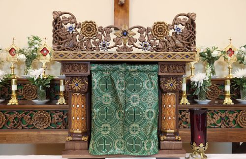 Tabernacle Housing and Monstrance Throne