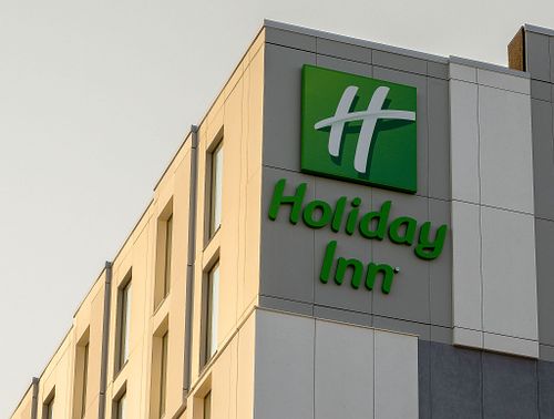 Ascot Signs Ltd, Holiday Inn Airport, Dublin