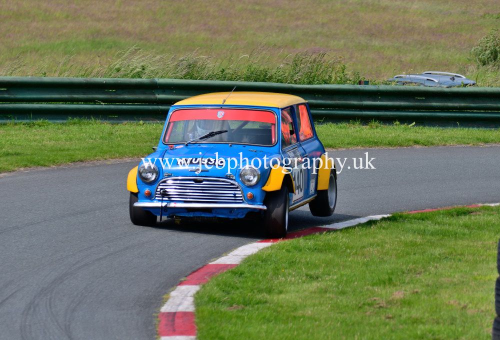 Mini Cooper Jonathan North