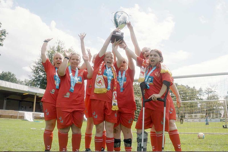 Fußballzauber mit Frauenpower: Kickers Damen im Turnierfieber!