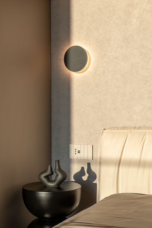 Design and styling detail in harsh afternoon light – Scala project