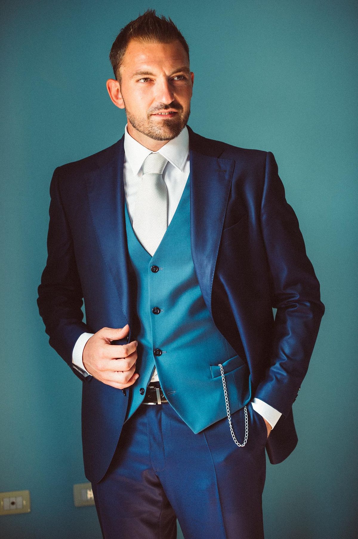 fotografo matrimonio Sardegna preparativi sposo