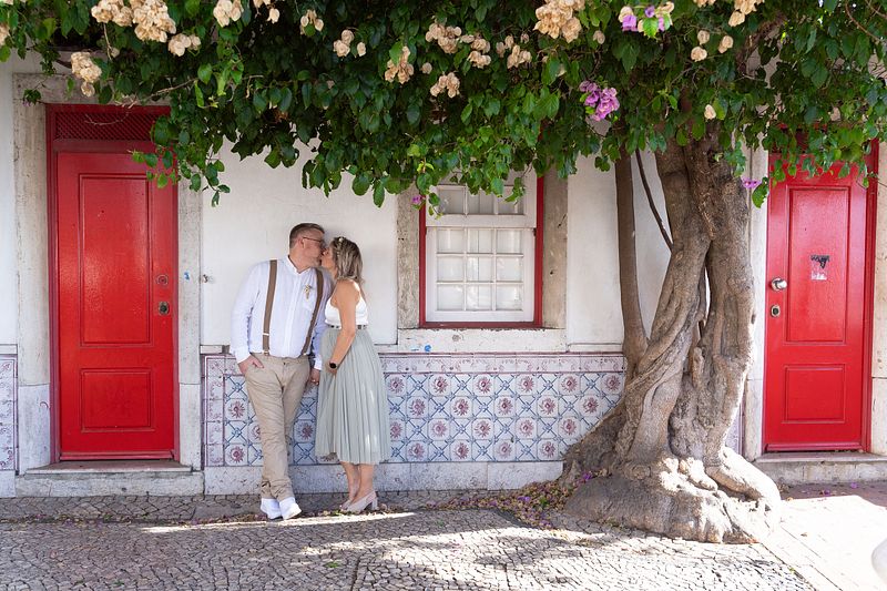 Best spots in Lisbon for a romantic photoshoot