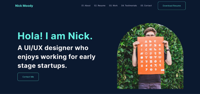 una landing page che mostra una persona e la sua introduzione