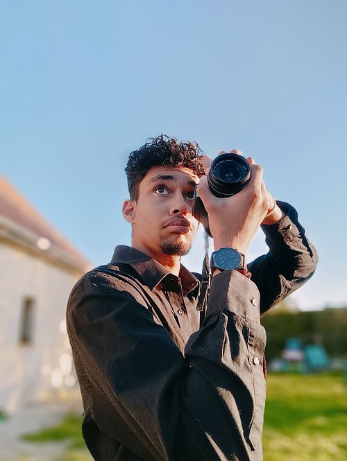 L&rsquo;art de capturer la lumi&egrave;re et l&rsquo;&eacute;motion Photographe portrait, commercial, paysag&egrave;res, automobile