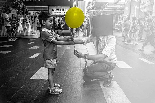 Inspired by a friend's offline creative journey and his work standard which discipline, patience, and honesty still matter.