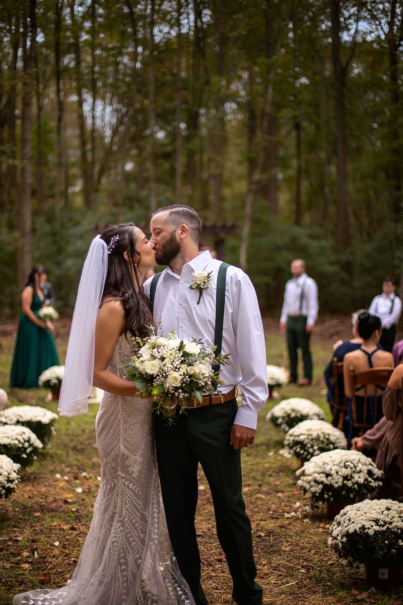 A Forest Fairy tale on the Eastern Shore: Jana and Jake’s Autumn Wedding