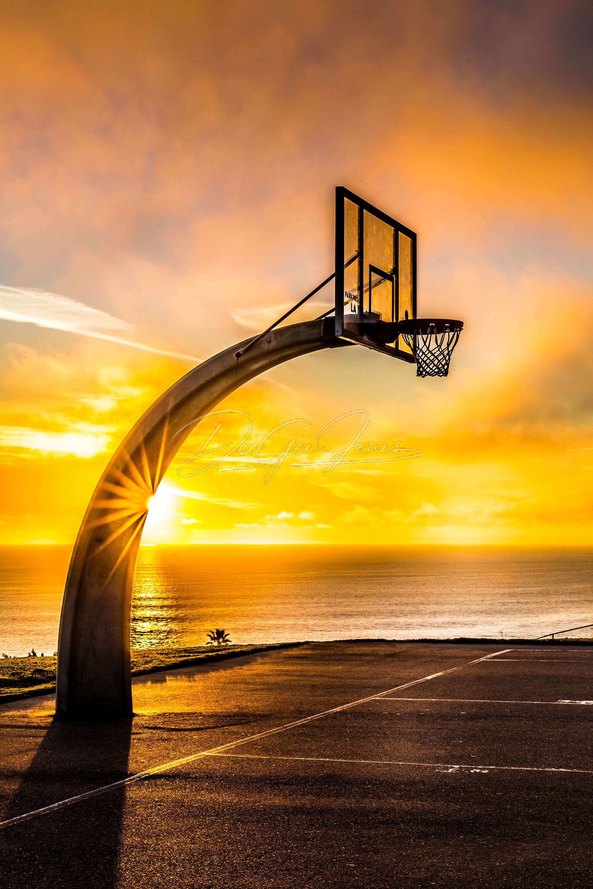 Korean Bell , Basketball Courts