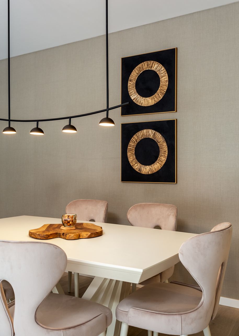 Fotografia de no Apartamento Montijo, destacando a decoração com Estilo Africano.