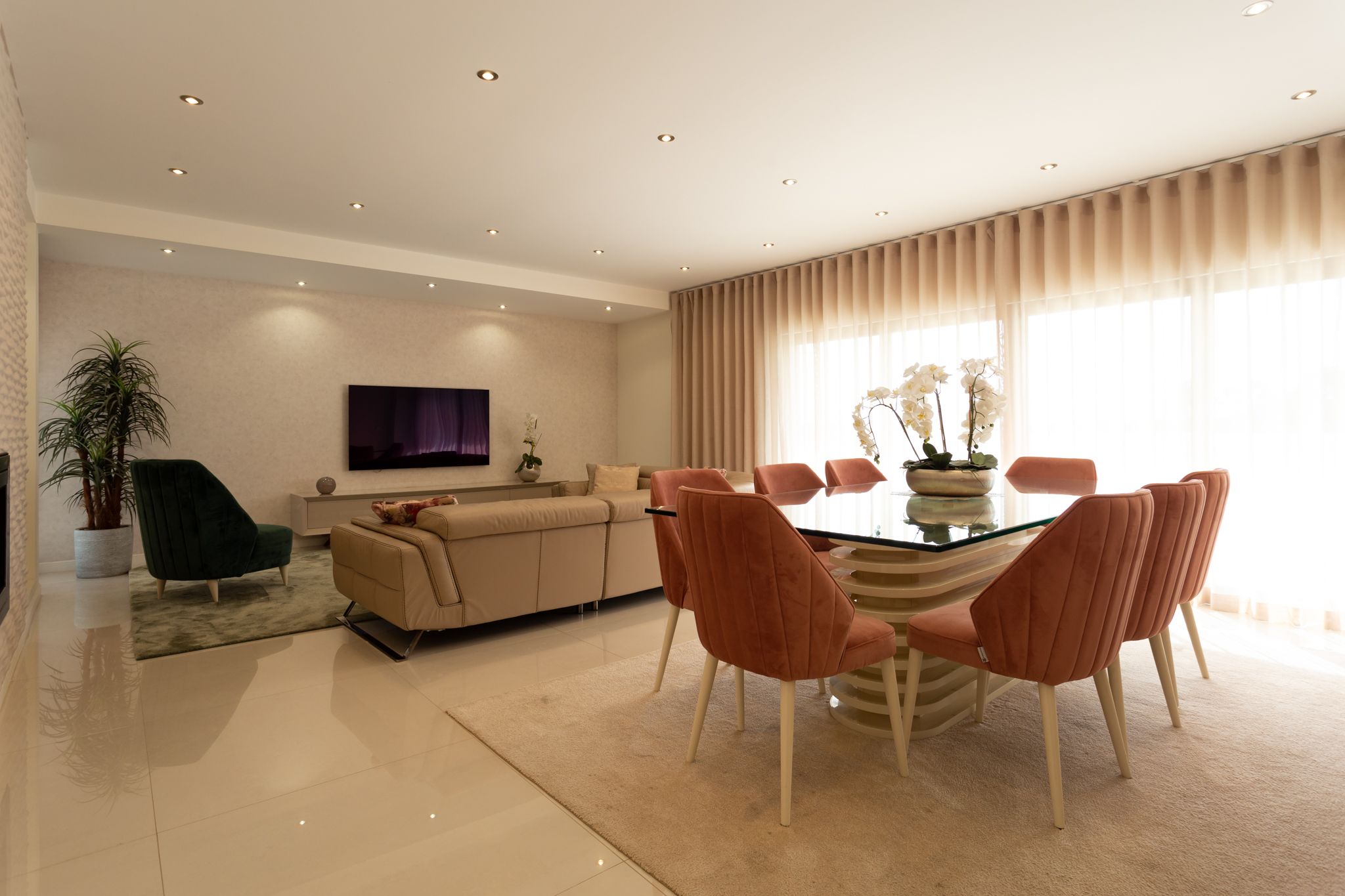 Edi&ccedil;&atilde;o de Imagem para sector Imobili&aacute;rio