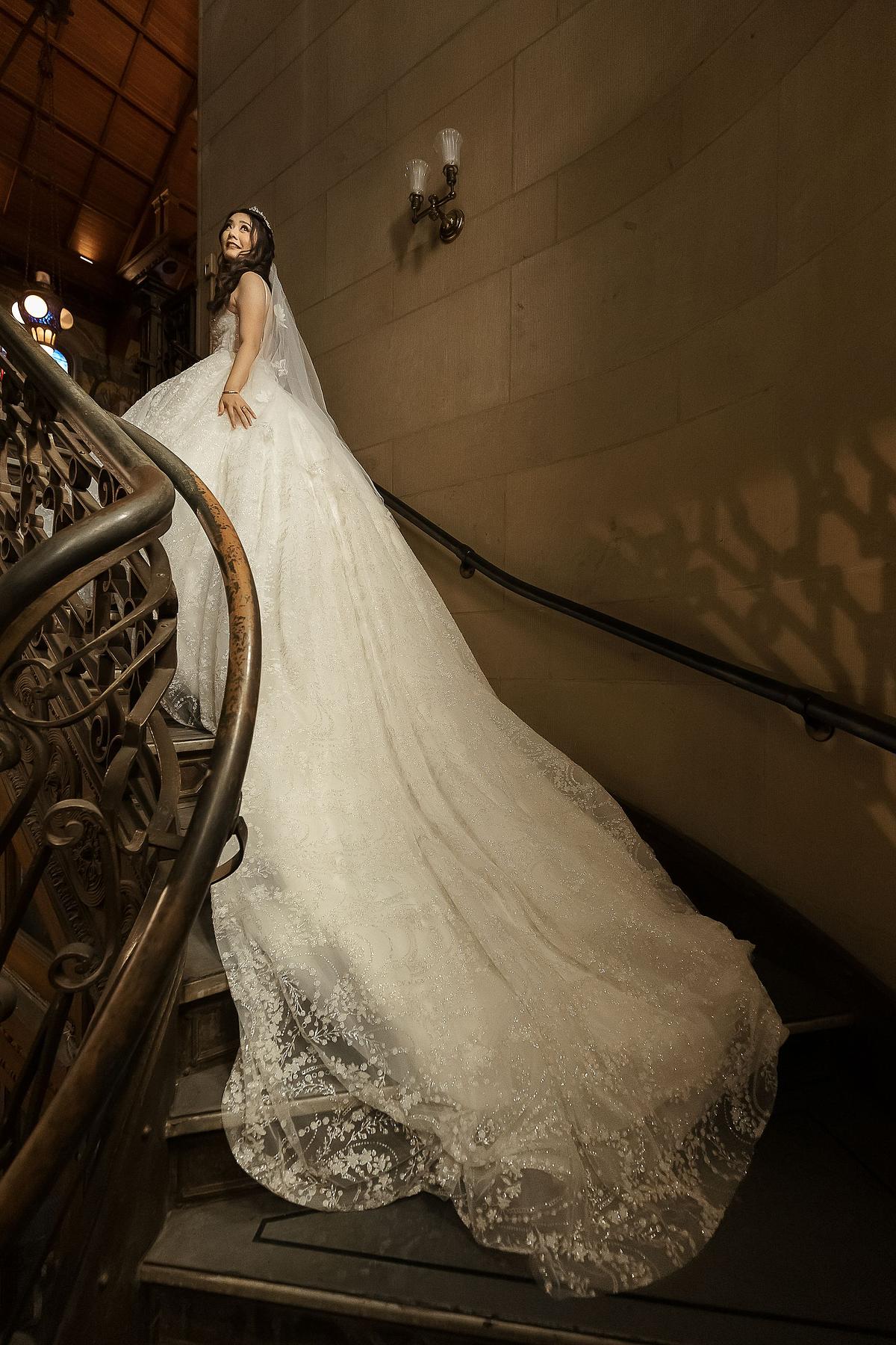 brides-entry