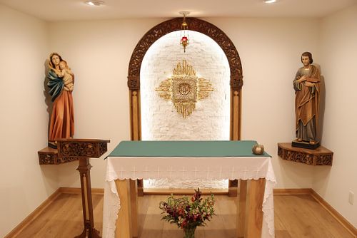 The Dominican Sisters' chapel in Columbus, Ohio after the arch was installed, showing the difference that hand-carved wood makes