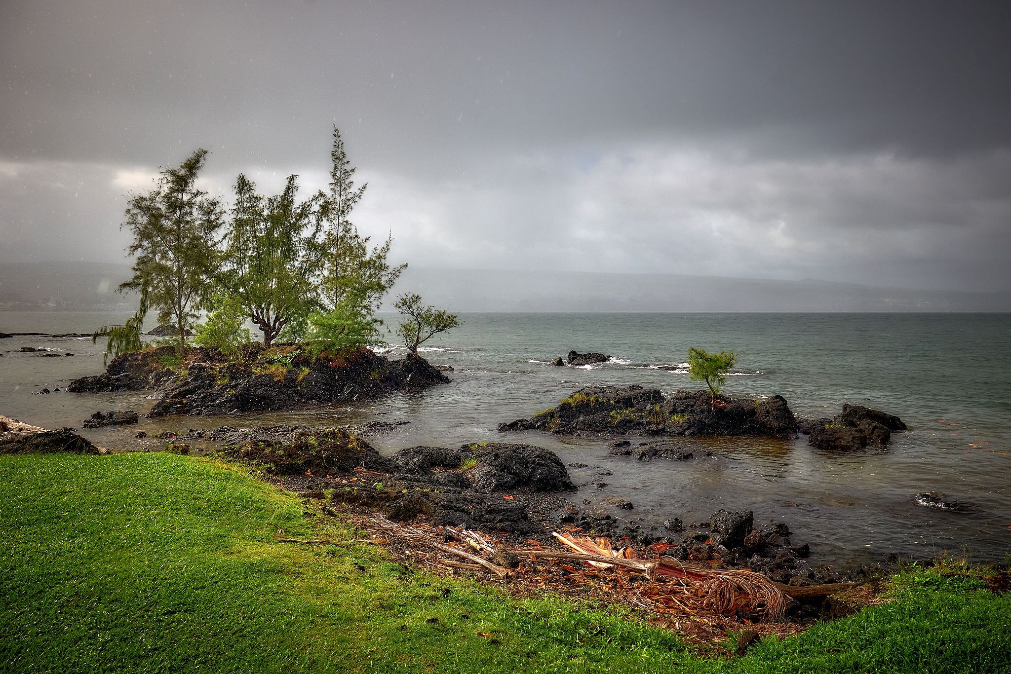 Tiny Islands on Hilo Bay _ Hawaii