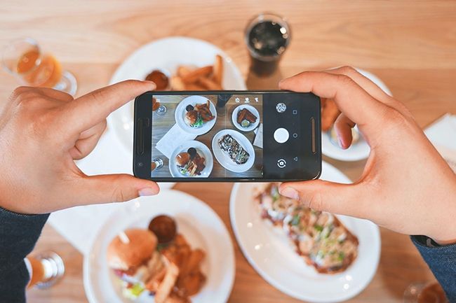 Suggerimenti per la fotografia di alimenti per dispositivi mobili