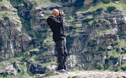I am NILESH TELI from the vibrant city of Mumbai. I am a nature enthusiast, a hobby photographer, and a proud cancer survivor of 14 years.