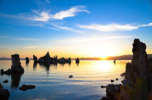 7 foot photographer, workshop tour in US, United States, mono lake, ca, tufa