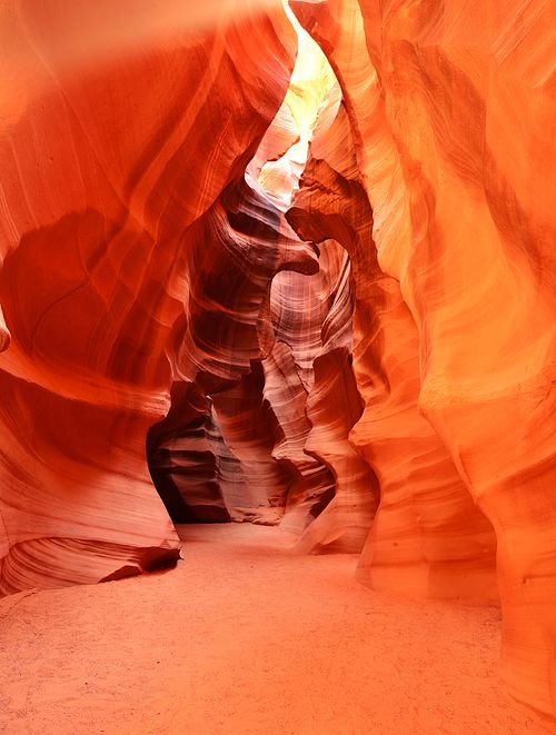 7 foot photographer, workshop tour in US, United States, upper antelope canyon, page, az