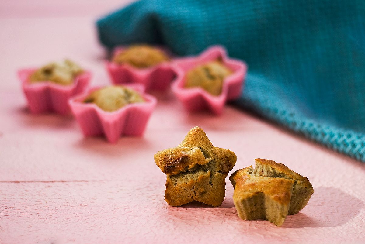 Food Photography - Star Shaped Muffins in a pink background