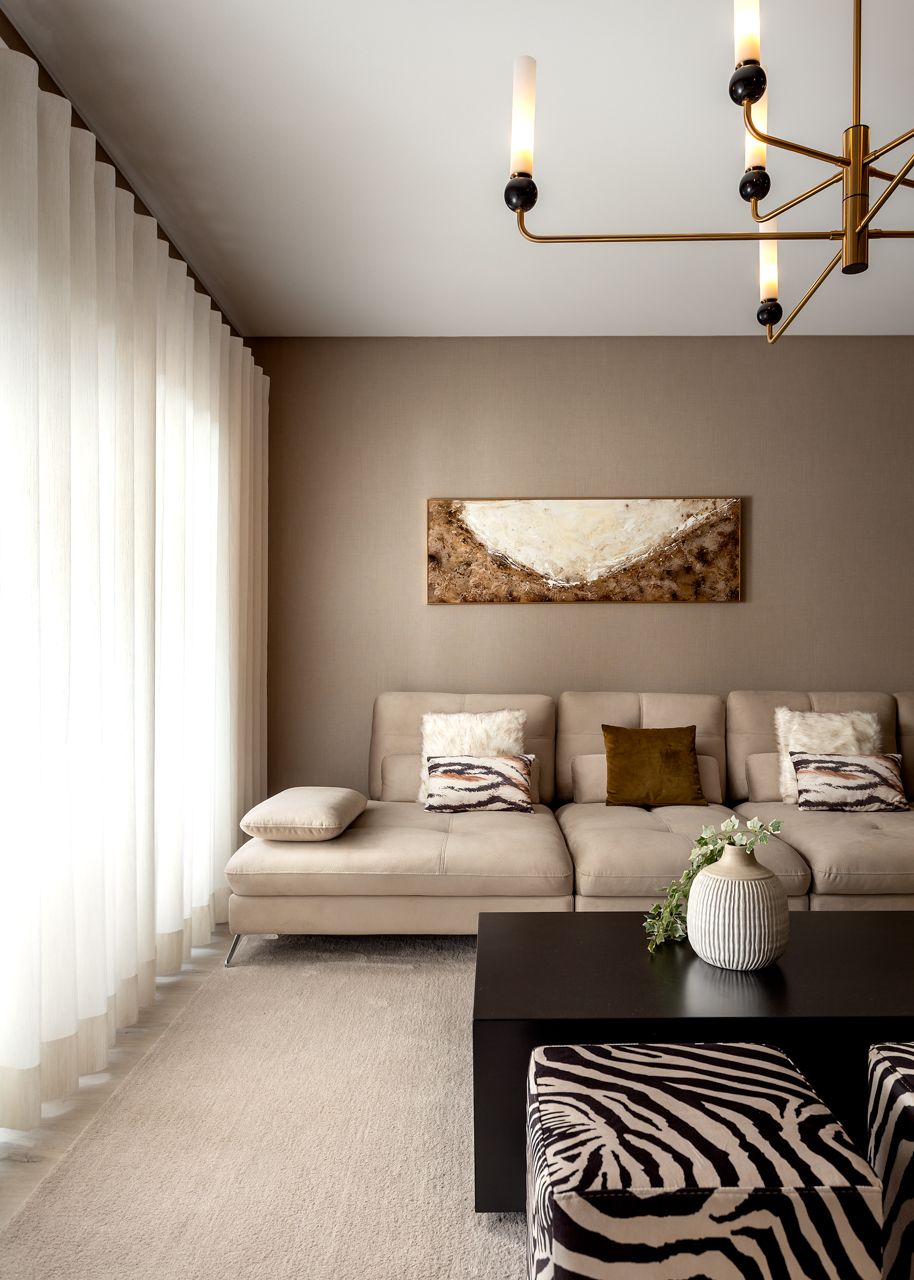 Fotografia de no Apartamento Montijo, destacando a decoração com Estilo Africano.