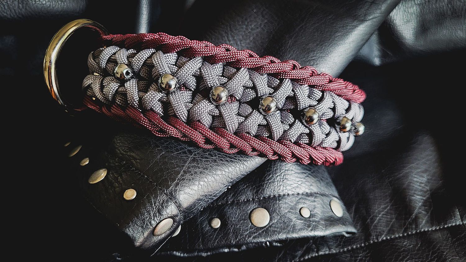 PARAPAW - Swiss Paracord Handmade