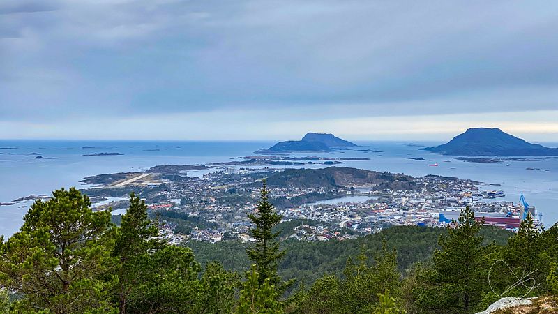 Studioet stengt tysdag og onsdag.