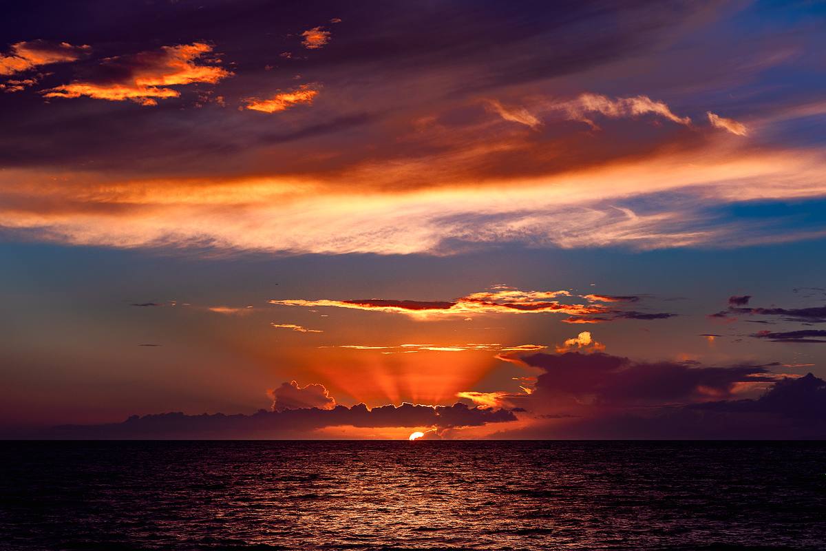 Kihei Sunset &ndash; Maui, Hawaii