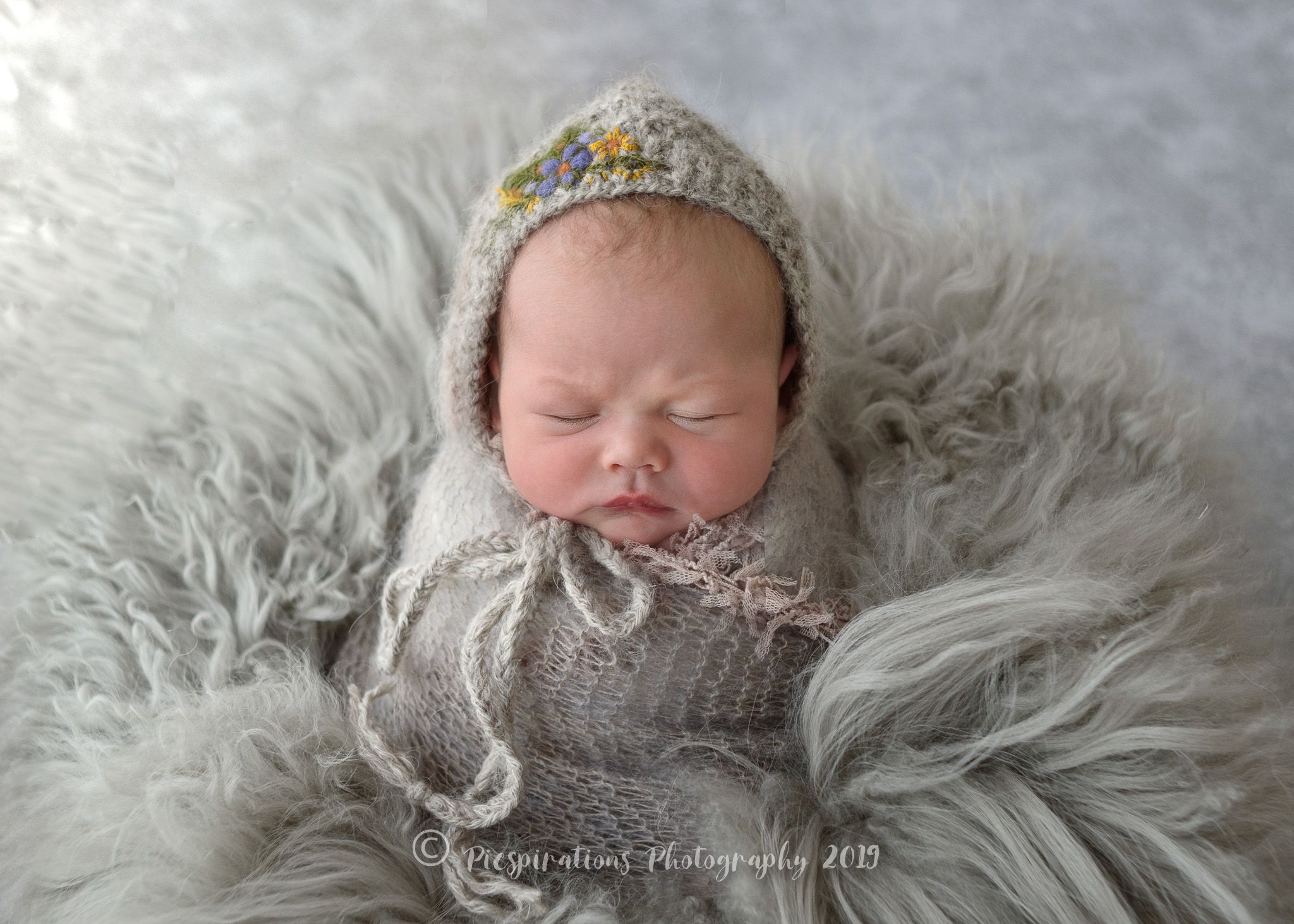Newborn Photography - Picspirations Photography (31)