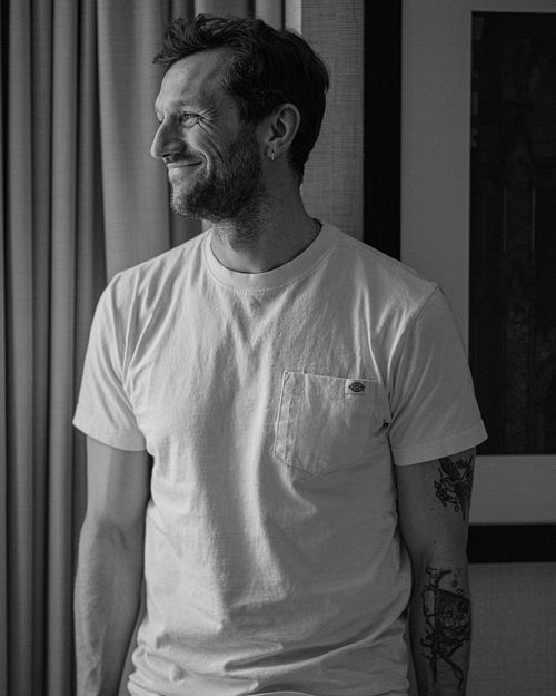 I&rsquo;m Sonny, the photographer behind Sonny Warren Photography.