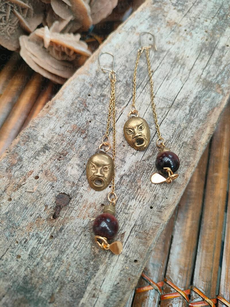 Earrings 10