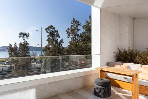 Varanda com vista Rio Tejo no Hyatt Regency Lisboa