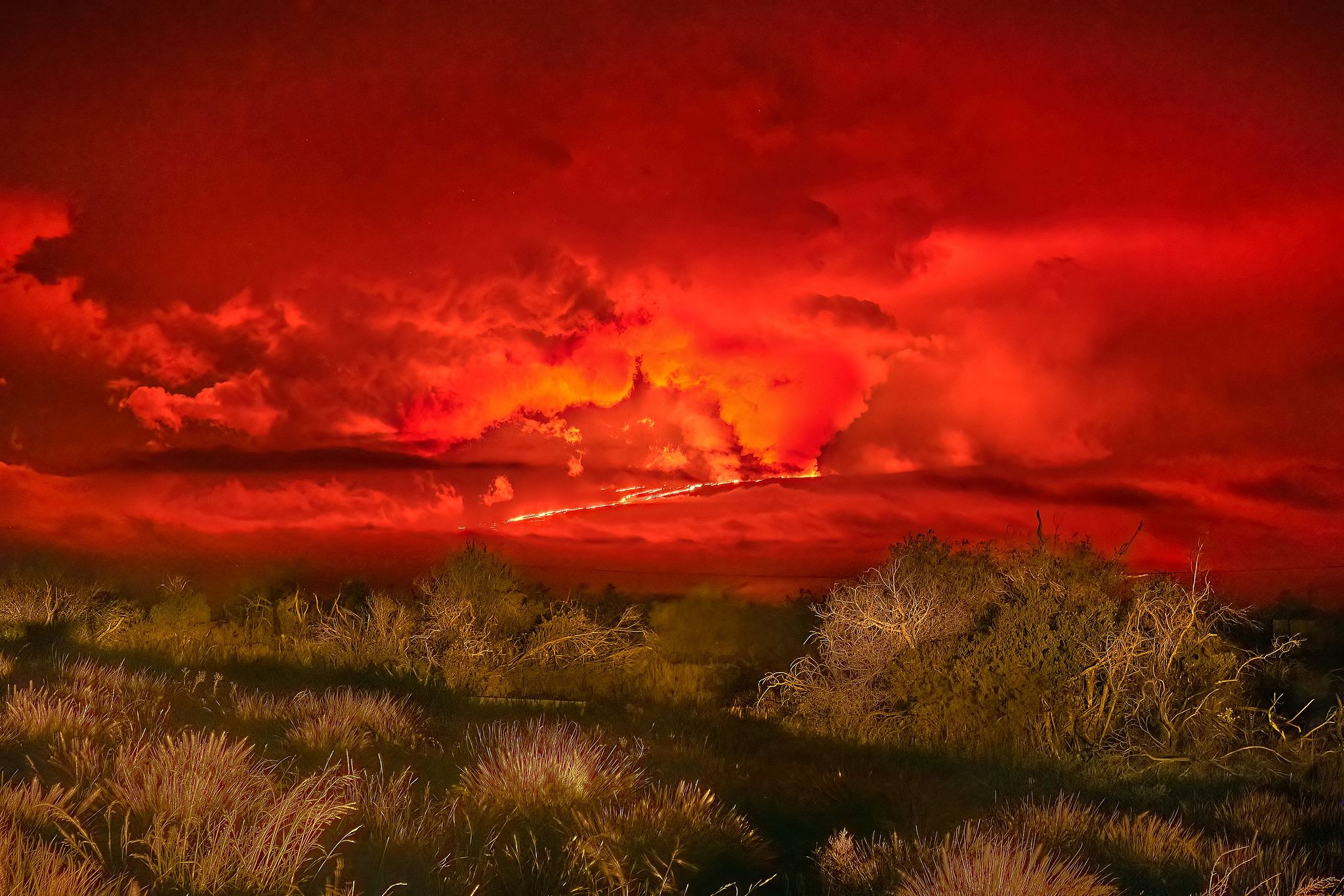 Mauna Loa Erupts - Hawaii