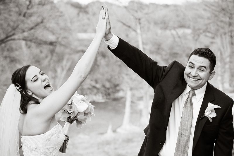 5 Mistakes to Avoid When Hiring a Wedding Photographer