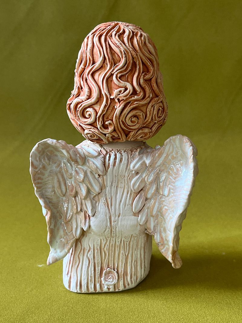 Singing Angel III. Tiny sculpture