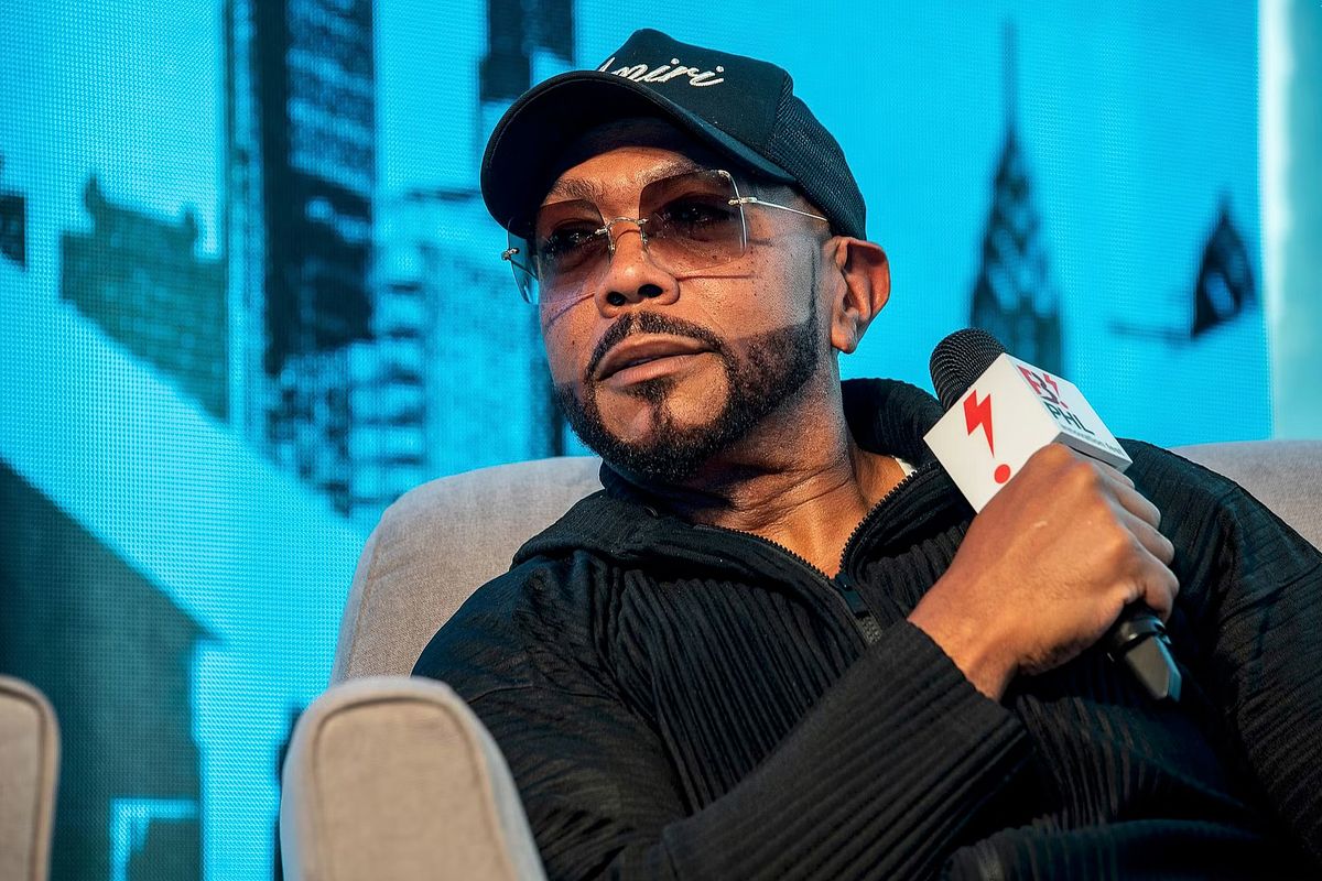 Corporate event photography capturing Timbaland speaking during a keynote session at B.PHL Fest 2023 in Philadelphia, highlighting creativity, entrepreneurship, and leadership in the arts.