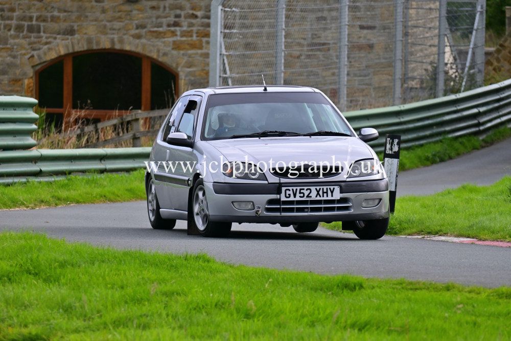 Citroen Saxo VTS driven by Nick Jaggard