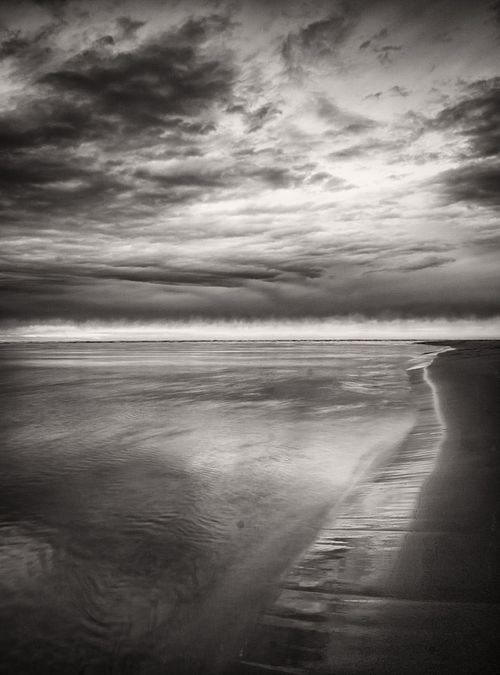 Black & White, monochromatic, tonal, texture, minimalist, ocean, wave, shore, sand, foam, tide, splash, soft, beach, sky, cloud, Purakaunui, Dunedin, New Zealand, Otago, peninsula, surf,