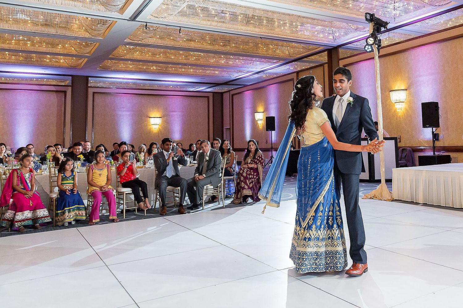 indian-couple-dancing