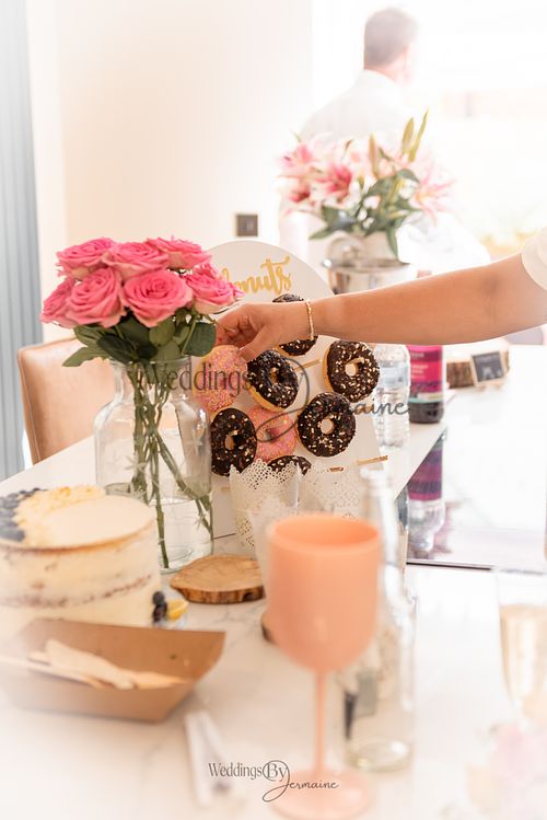 Bride-and-groom-listening-to-officiant-at-Oakham-Registry-Office